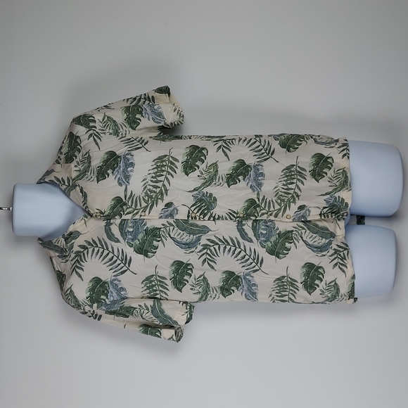 Denim & Flower Other - Men's Hawaiian Shirt by Denim & Flower, size small